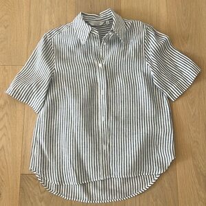 & other stories ladies button down size Small